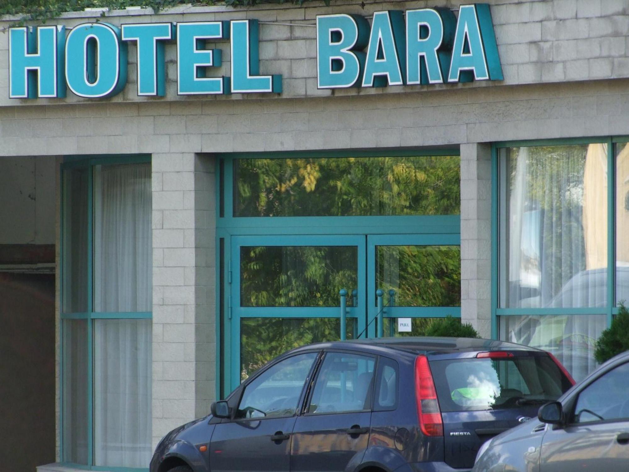ホテル バラ ブダペスト エクステリア 写真